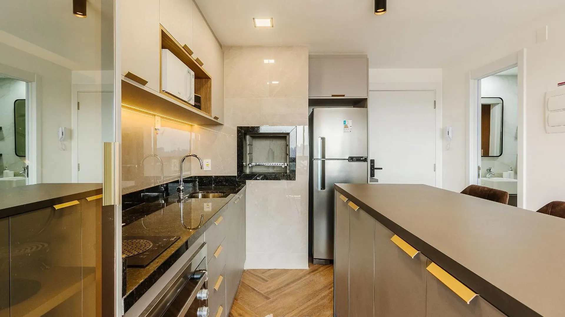 Air - Apartamentos Bem Localizados Em Porto Alegre/Rs 0*,